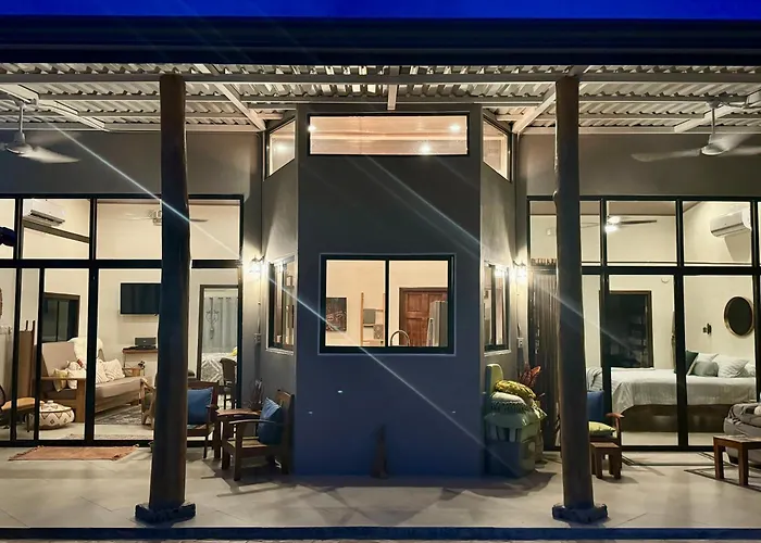 Jungle Glory Home Arriba
